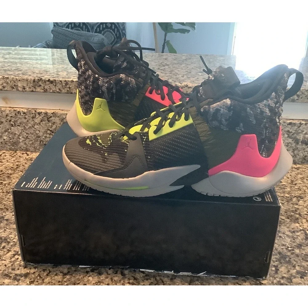 Jordan Why Not Zero.2 Do W Half Box. Great Condition Size 9.5